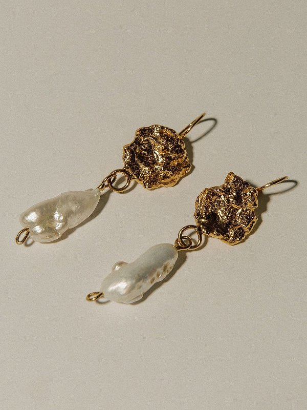 Portrait of a Woman Earrings 24K Gold Plated Earrings Pearl