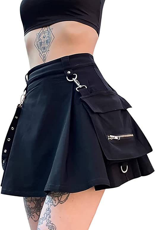 Amazon.com: Ruolai Goth Black Pleated Mini Skirt with Chain High Waisted Tennis Skirt Black S : Clothing, Shoes & Jewelry