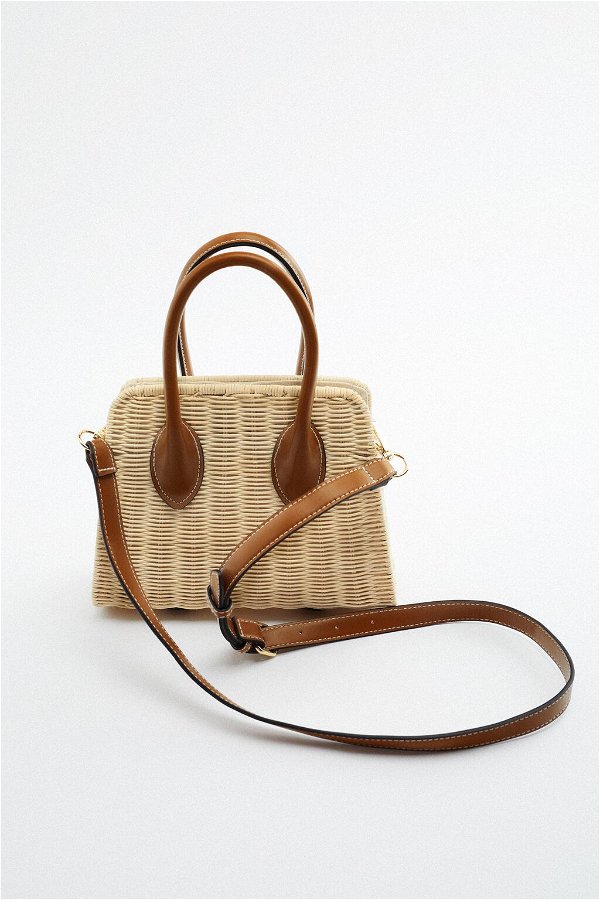 Image 2 of RIGID CROSSBODY BAG from Zara
